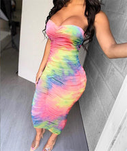 Load image into Gallery viewer, Colorful Pleated Long Sleeveless Strapless Dress
