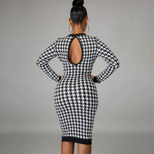 Load image into Gallery viewer, Long Sleeve Midi Dress

