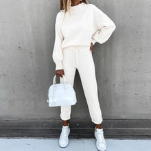 Load image into Gallery viewer, Long Sleeve Pullover Sweatshirt and joggers Set

