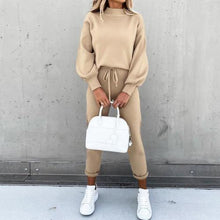 Load image into Gallery viewer, Long Sleeve Pullover Sweatshirt and joggers Set
